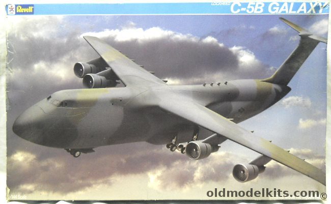 Revell 1/144 Lockheed C-5B Galaxy, 4752 plastic model kit